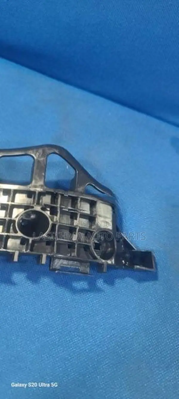 CHR Front Bumper Retainer