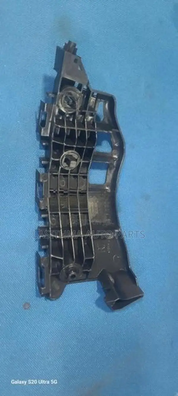 CHR Front Bumper Retainer
