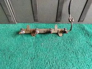Nissan Primera P12 QR20 Injector Rail