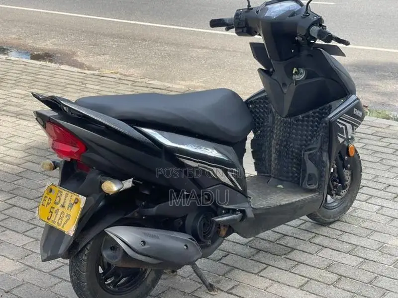 Yamaha Ray ZR 2018