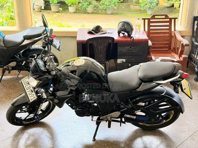 Yamaha FZs V2 2017