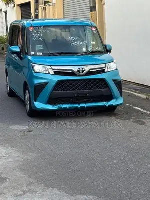 Toyota Roomy Custom G 2023