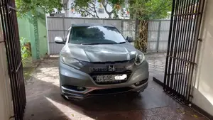 Honda Vezel X Grade 2014