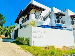 Malabe අංග සම්පූර්ණ නිවසක්