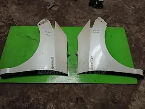 Toyota Estima ARH20 Left &Right Fender Set