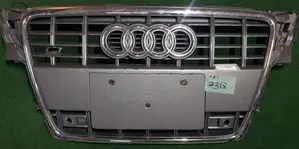 AUDI A4 FRONT GRILL