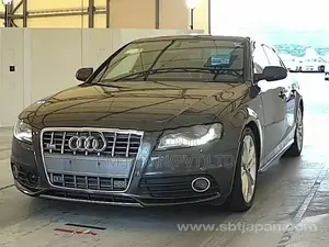 AUDI A4 FRONT GRILL