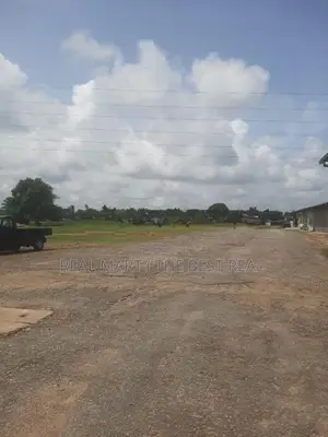 Anuradhapura 20.5 Perches Bare Land for Sale