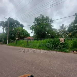 Land for Sale Malabe Facing Kahanthota Road(ID: MKH001)