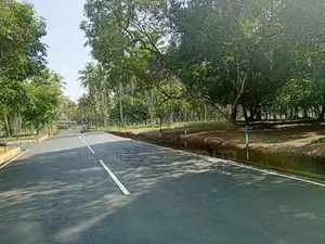 Land In Yakkala Town