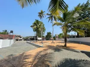 සියලු පහසුකම් සමගින් දඹුලු පාරෙන් ඉඩමක්