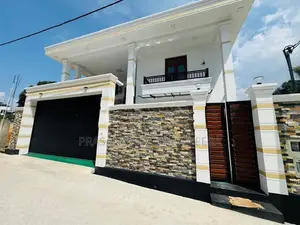 super luxury Brand New solid Modern House-piliyandala