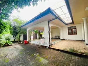 Well Maintained Spacious House for Sale - Walking Distance to Kotte Rd