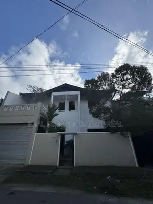 Rathmalana : 5BR (6.85P) House for Sale at Borupana