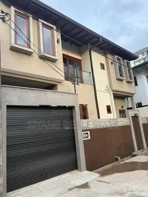Luxury House for Sale in Thalawathugoda