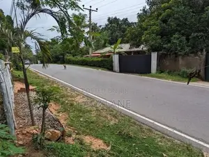 කුරුණෑගල Highway පිවිසුම් අසල,සුපිරි ඉඩම ඉක්මණින් විකිණීමට