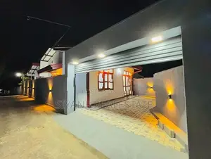 Luxury House for Sale in Athurugiriya