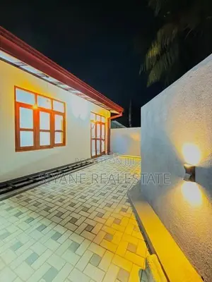 Luxury House for Sale in Athurugiriya