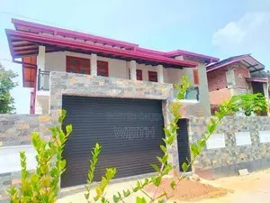 පදිංචිවි නොමෑති ණවමාදිලියේ ළස්සන දෙමහල් නිවසක් විකිනිමට කොටිටාවෙි