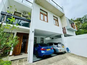 Prime Family Home | 2-Storey House – Thalawathugoda
