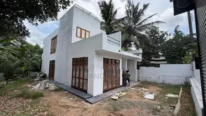 Brand New House for Sale in Pokunuwita
