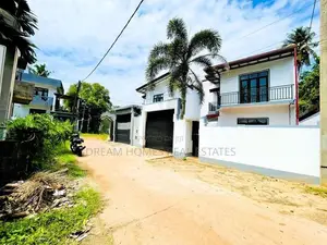Elegant 3BR Home for Sale near Ederamulla Junction – Wattala