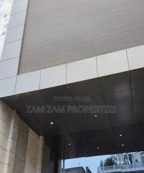 Three Story Building For Sale in Havelock Road Colombo 6