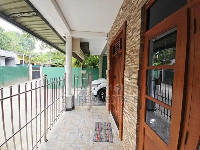05 BR Two Storey House for Sale in Kesbewa