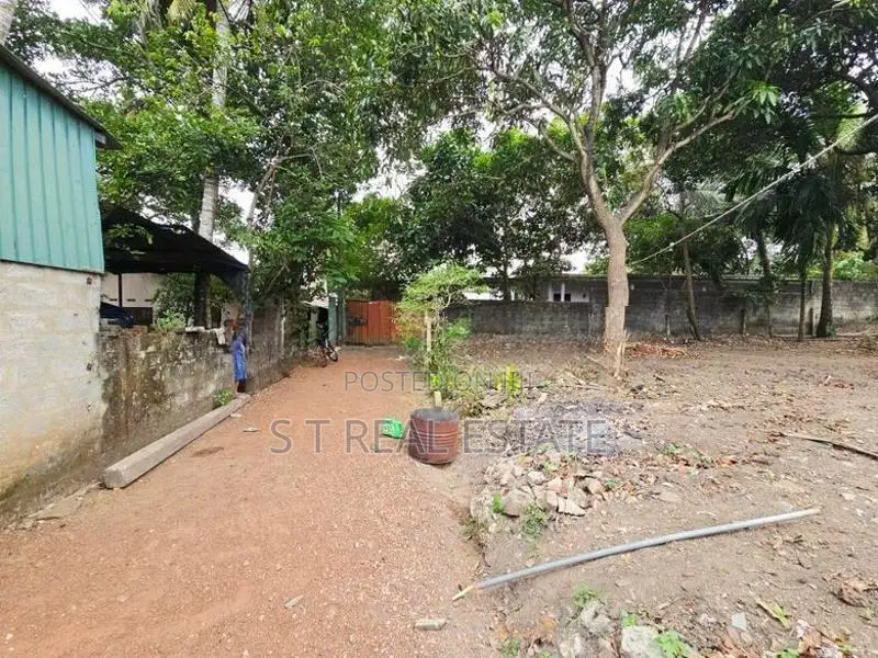 13.70P Bare Land For Sale In Embuldeniya