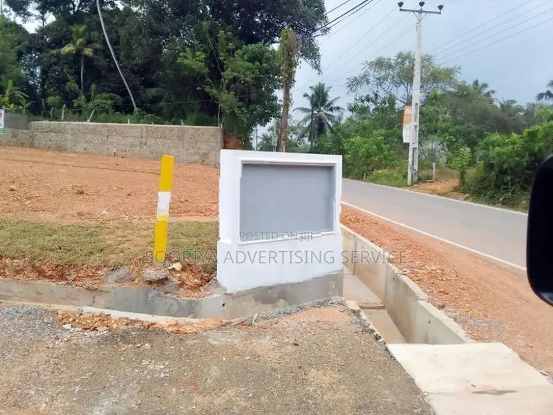 Lands for Sale in Kosgama