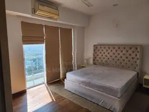 Colombo 3 : 2BR Fully furnished Apartment for Rent