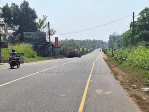 ඉඩමක් විකිනිමට මිගොඩ වටරෙක පර් 10