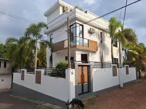 dehiwala nadimala junction luxury house for sale