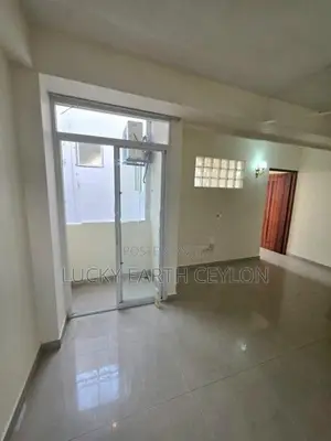 Mount Lavinia, Furnished (Long/Short Term) Apartment For Rent (NZM1114