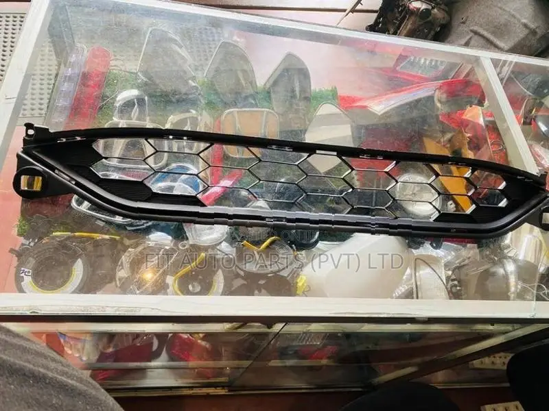Vezel Lower Grill
