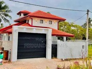 Good Living Single Story Completed House Sale Negombo Katuwapitiya Are