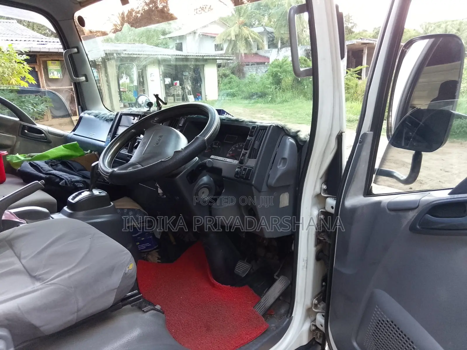 Isuzu NPR Lorry for Sale