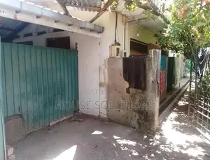 22 Perches Land for Sale with House Moratuwa