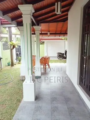 House for sale in Katuwapitiya, Negombo.Gampaha.