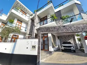 Fully Furnished 3 Storey House for Sale in Battaramulla