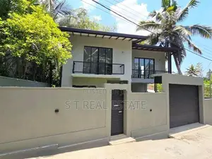 Newly Build Luxury 2 Storey House for Sale in Homagama