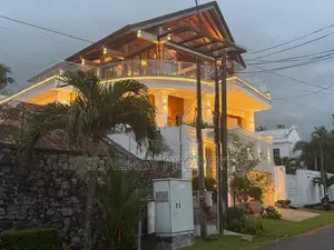 Brand New Luxury architect Design 3 storied House for sale Battaramull