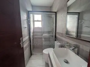 Luxury Apartment For Sale In Inner Flower Road Colombo 03