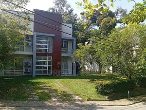 Kandy dambarawa lake villa
