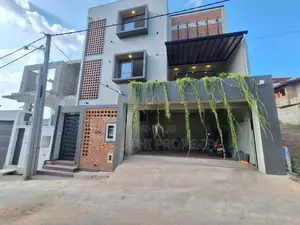 Katubadda Junction Hosue for Sale