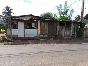 single story house and 3 shops for sale in kiribatgoda