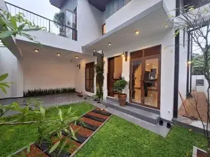 Luxury House for Sale in Nawala