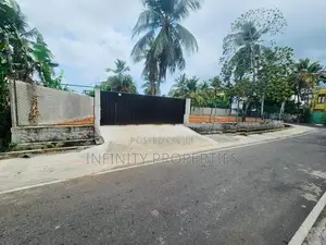 (AF798) 25 Perch Rectangular Block of Land in Raththanapitiya.