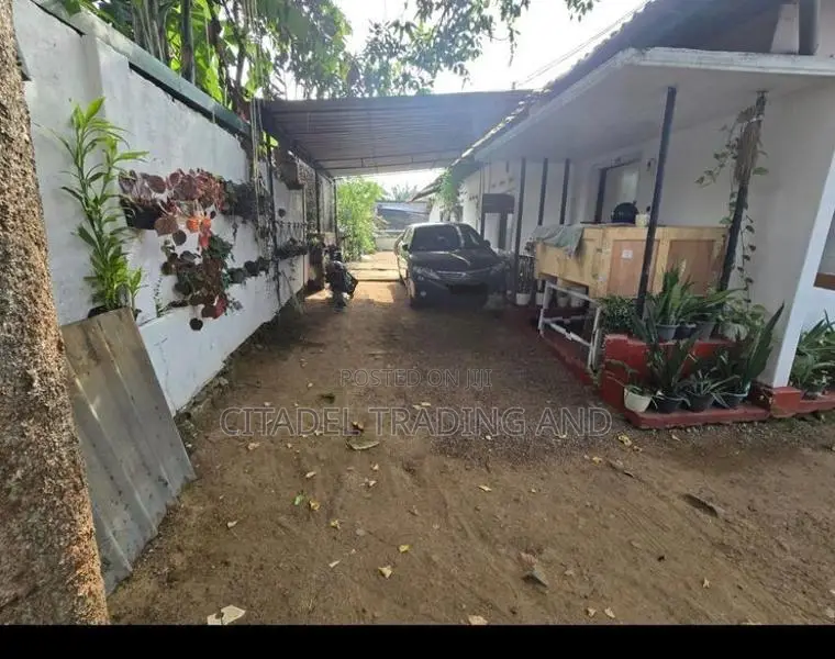 Land With A Old House For Sale In Attidiya - CL839