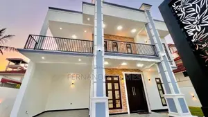 Comfirtable Living Condition Modern 5Br House For Sale In Negombo